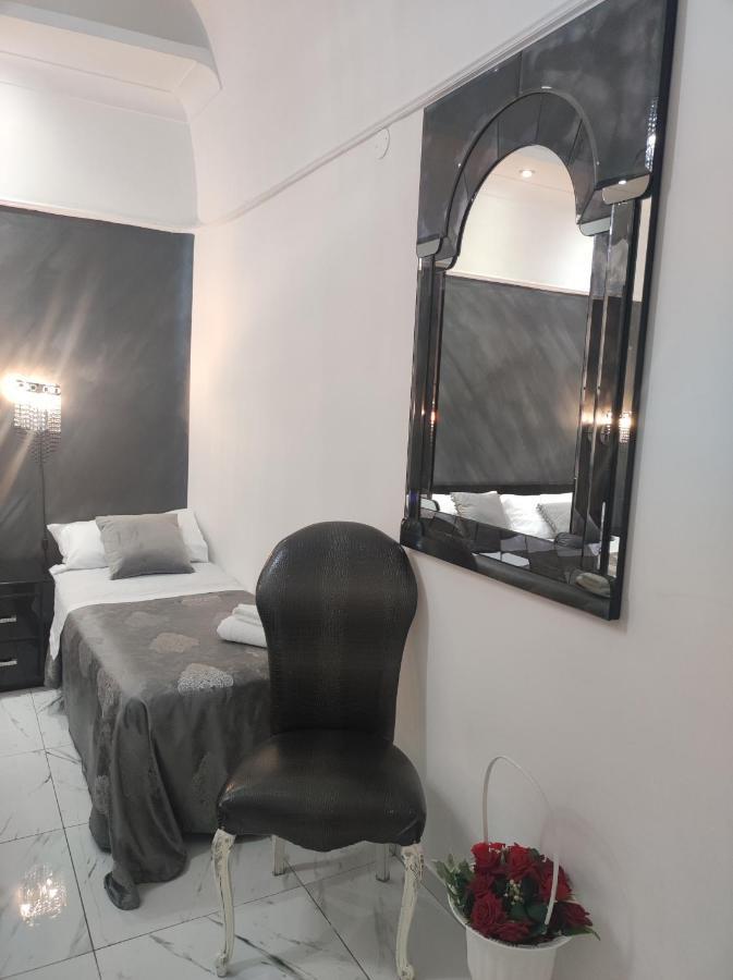 La Casa Di Titina Daire Napoli Dış mekan fotoğraf